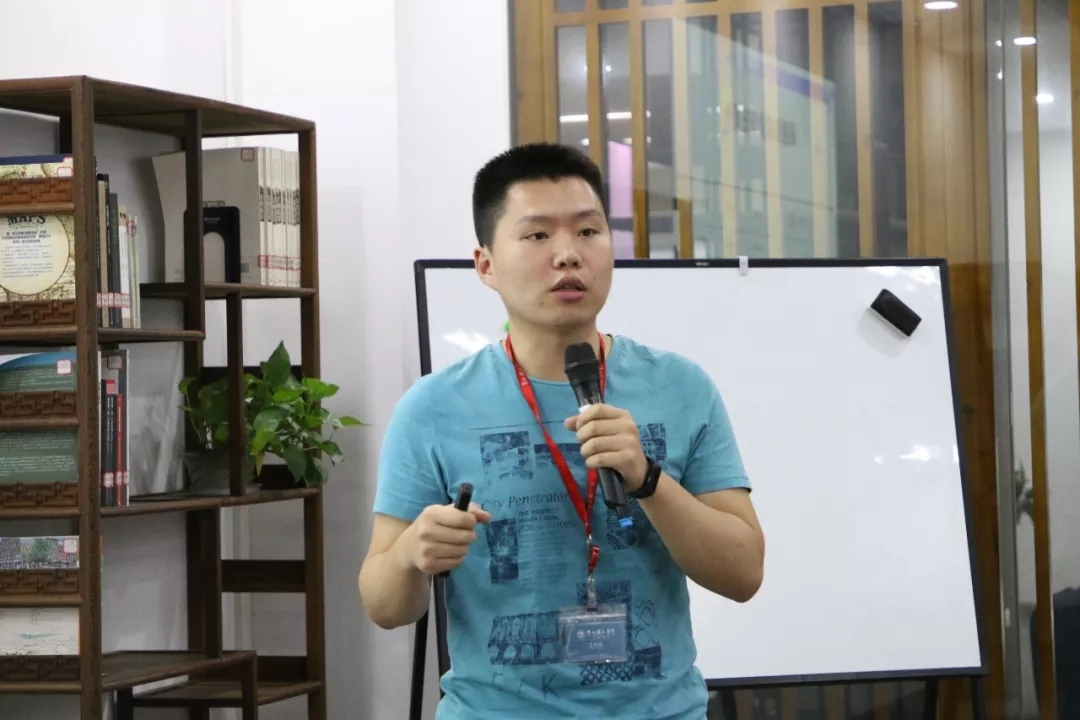 4.webp.jpg 4.webp.jpg