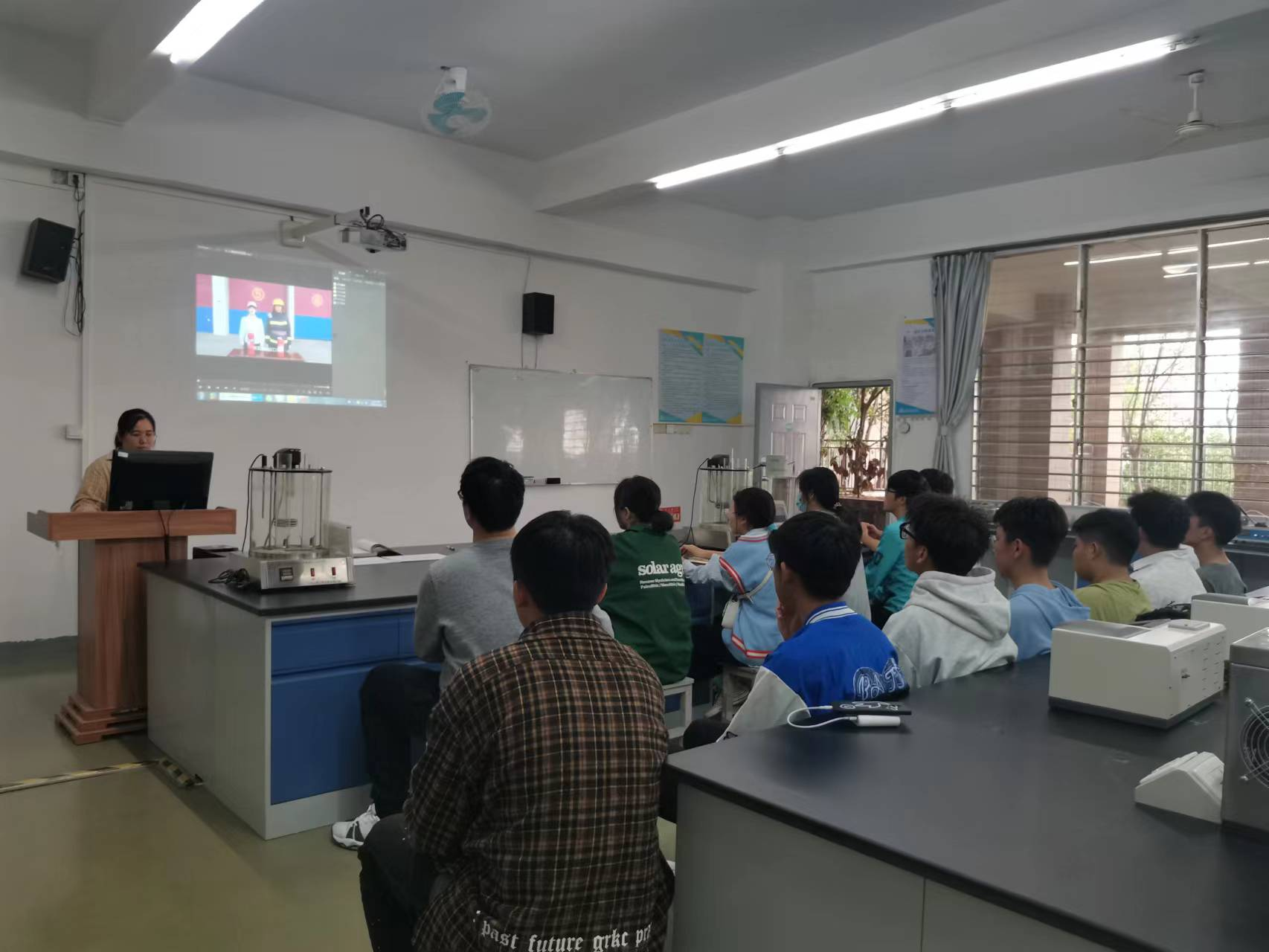 图片15.png 图片15.png