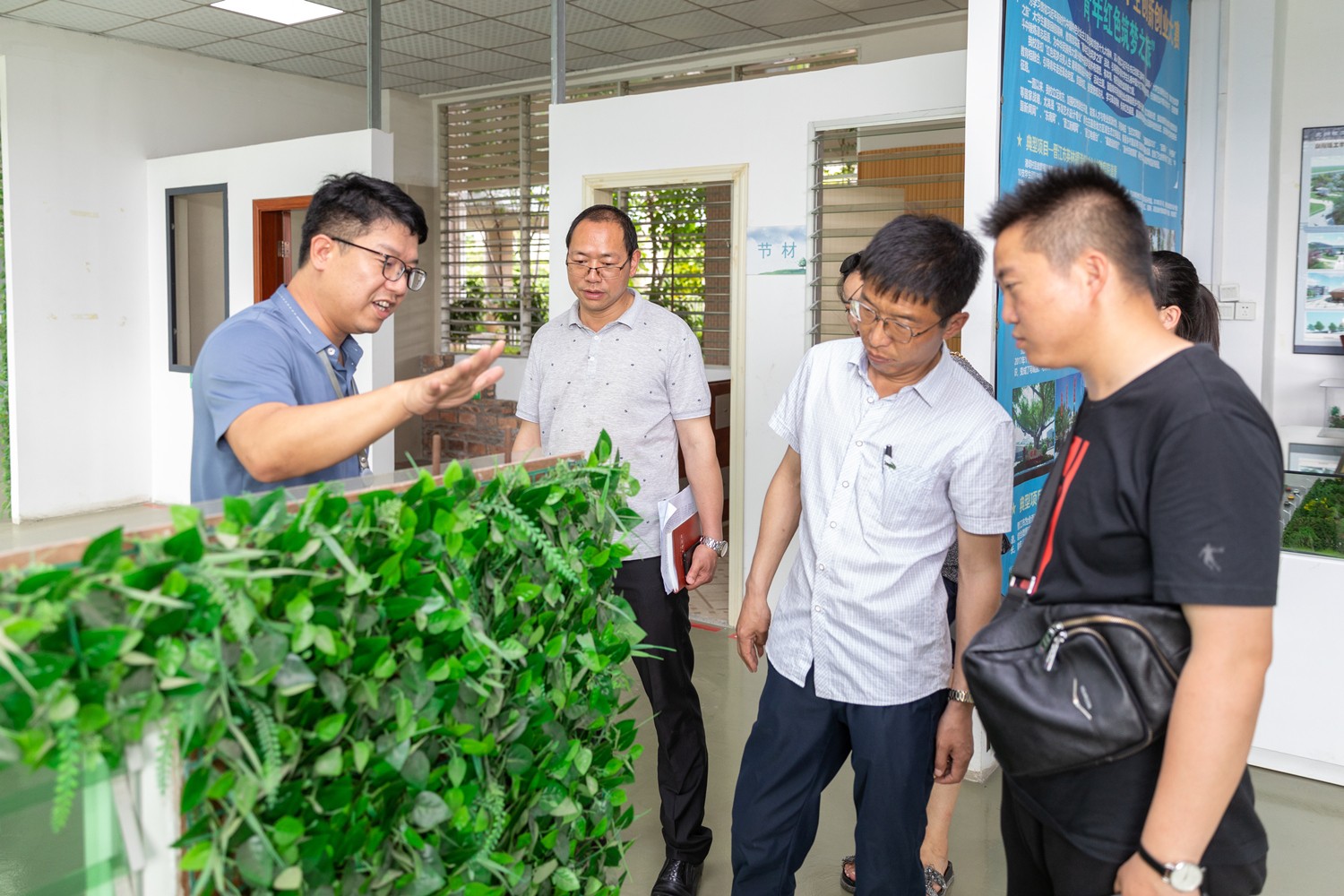 DHY_2664_副本.jpg DHY_2664_副本.jpg