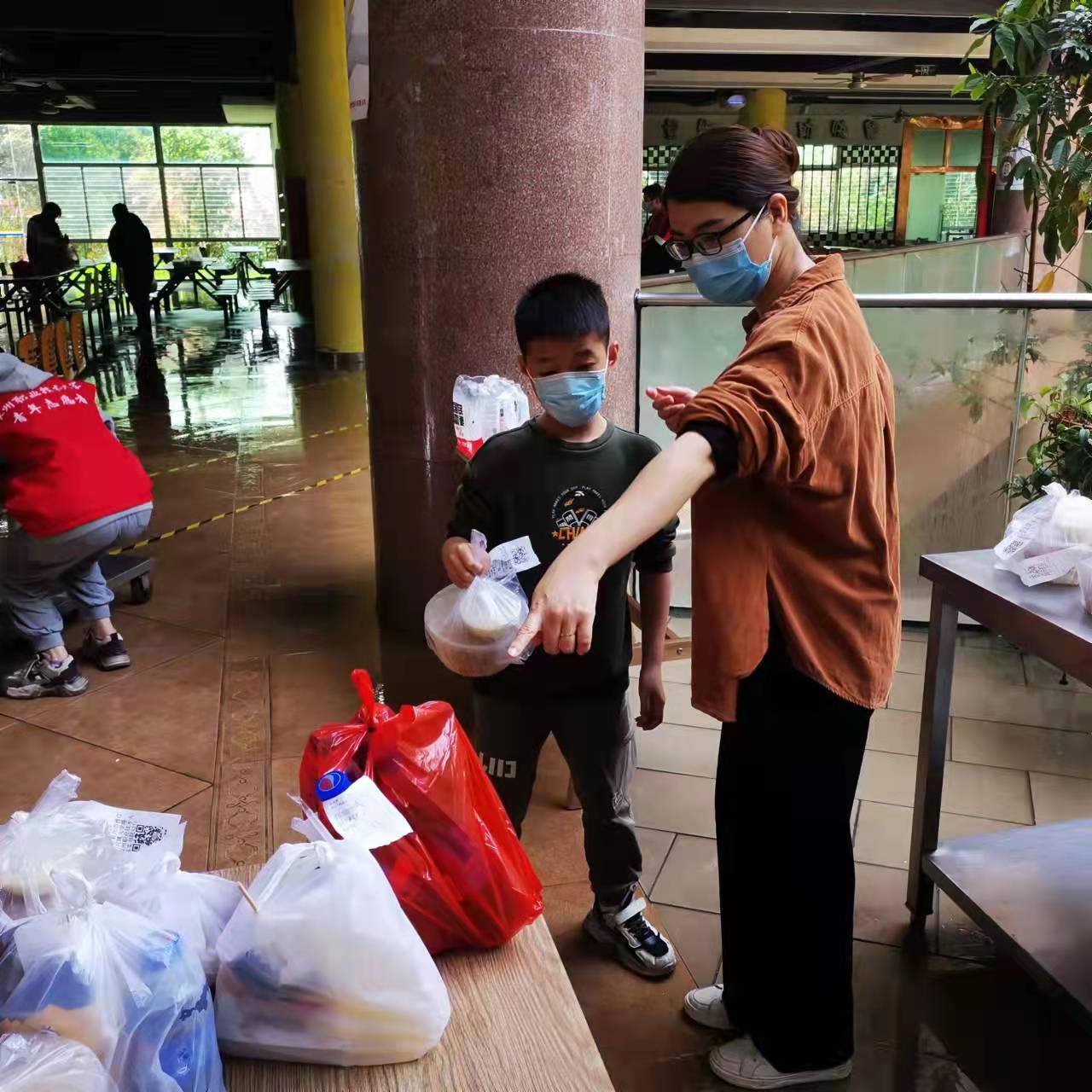 丽萍.jpg 丽萍.jpg